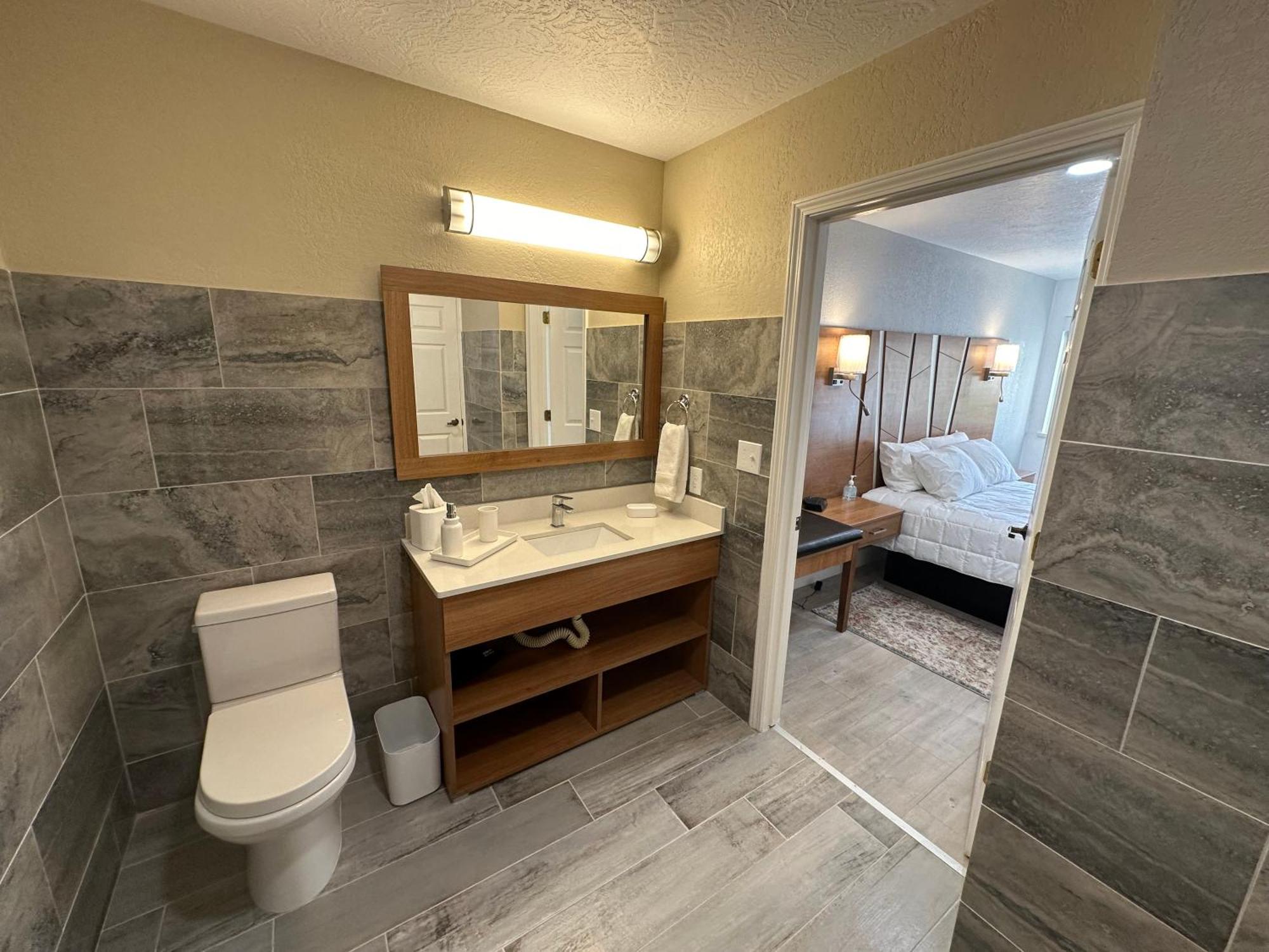 B&J Hotels Roswell Zewnętrze zdjęcie